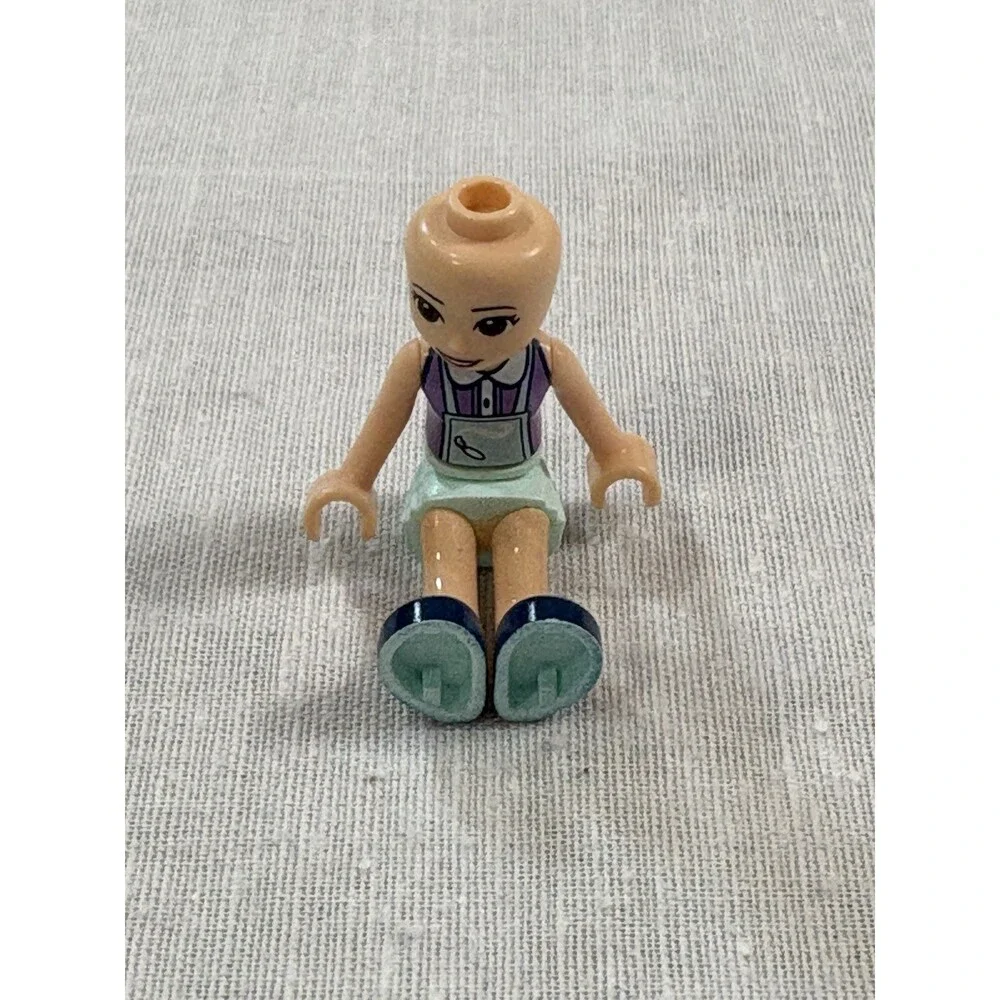 LEGO Friends Emma - Light Aqua Skirt | Minifig frnd0239 - Picture 4 of 5